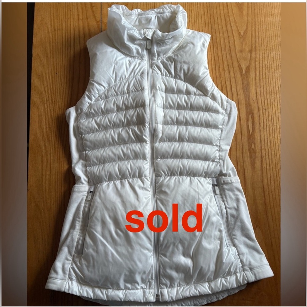 LULULEMON White Vest Size 6